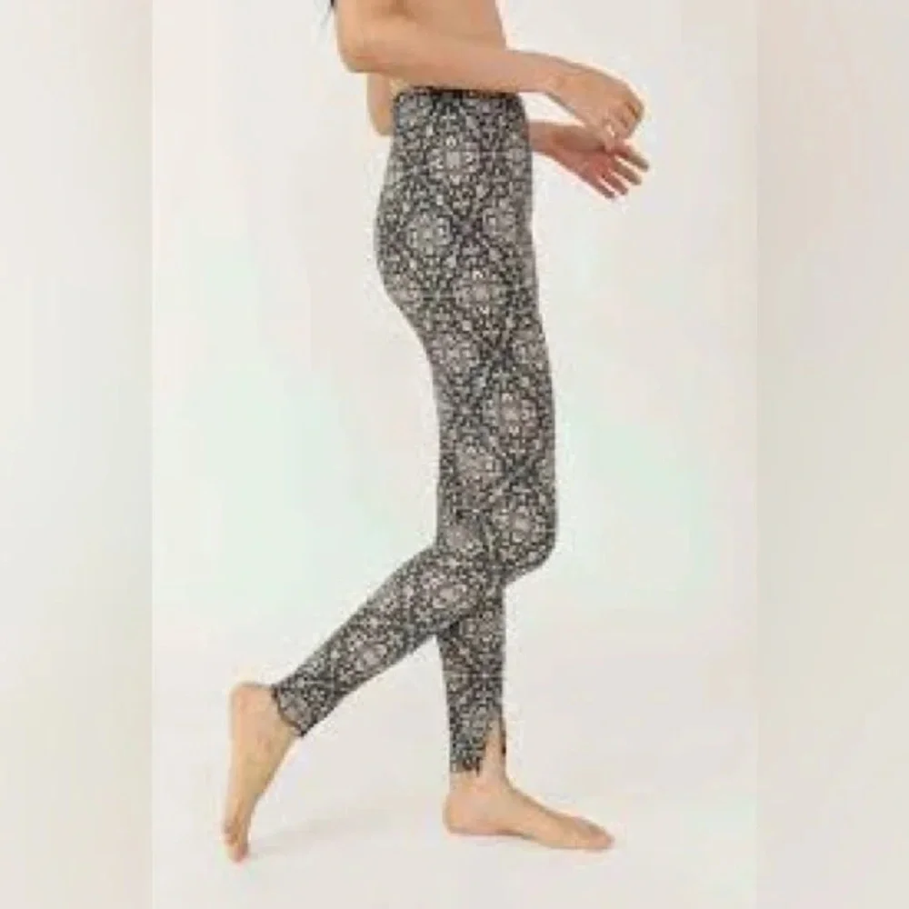 Free People | Printed Early Night Leggings Black Combo Small
